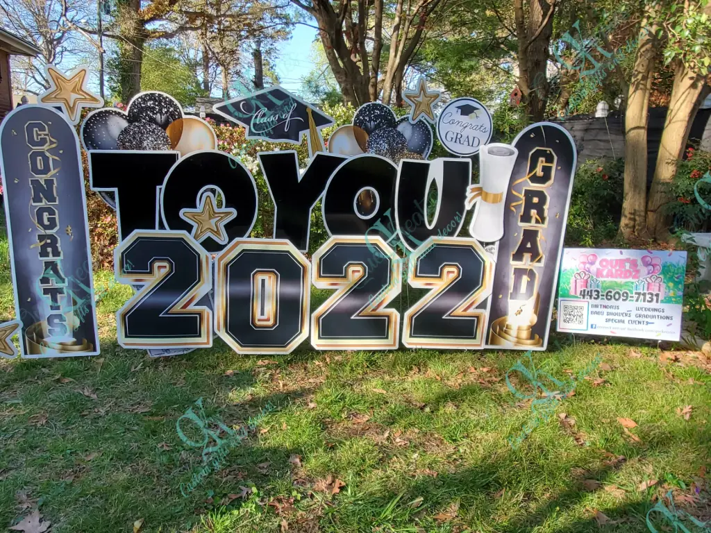 "Congrats Grad" Yard Greeting, Gold