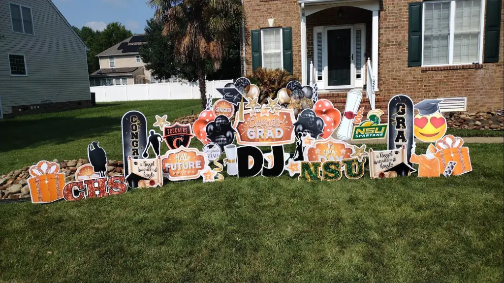 "Congrats Grad" Yard Greeting, Orange